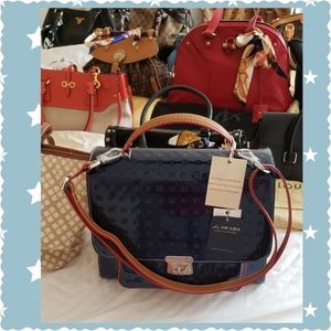 🌸SOLD🌸Arcadia made in Italy, patent leather bag.